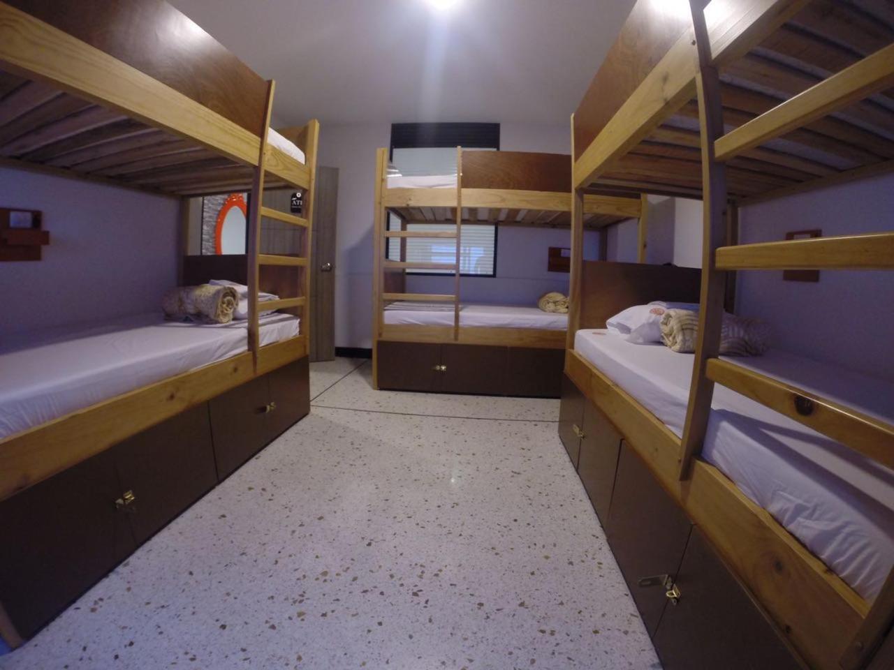 Wanderlust Hostel Armenia  Extérieur photo